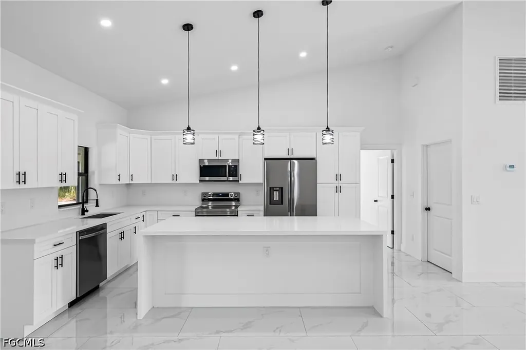 7870 19th Place Labelle FL 33935