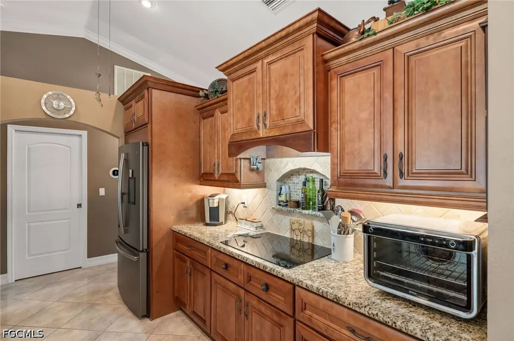 2721 Gleason Parkway Cape Coral FL 33914