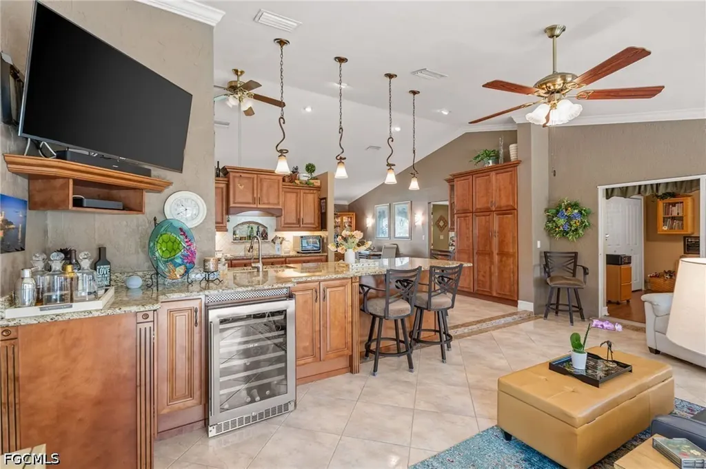 2721 Gleason Parkway Cape Coral FL 33914