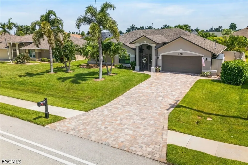 2721 Gleason Parkway Cape Coral FL 33914