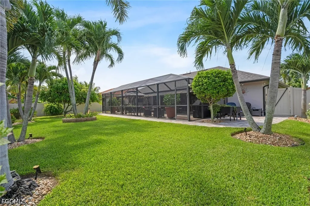2721 Gleason Parkway Cape Coral FL 33914