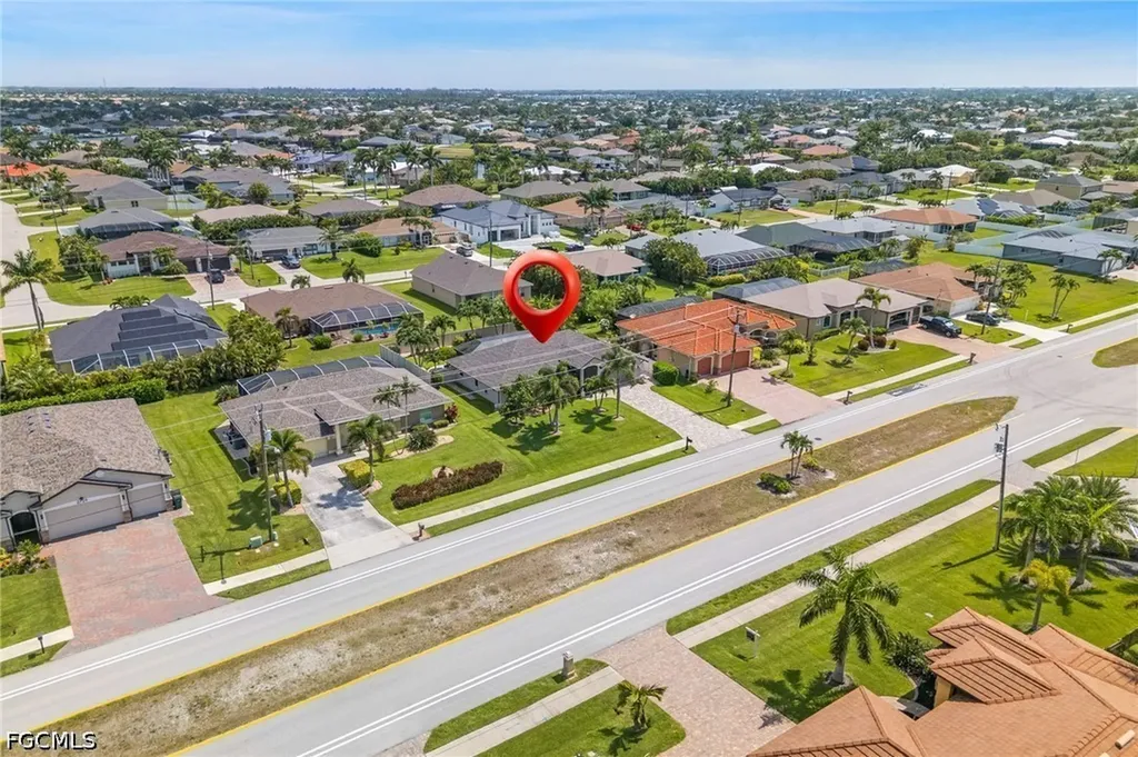 2721 Gleason Parkway Cape Coral FL 33914