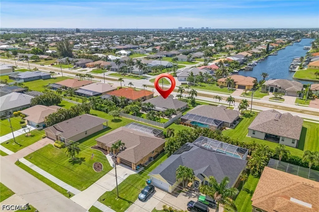 2721 Gleason Parkway Cape Coral FL 33914