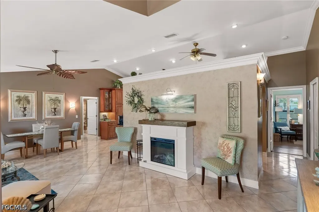 2721 Gleason Parkway Cape Coral FL 33914