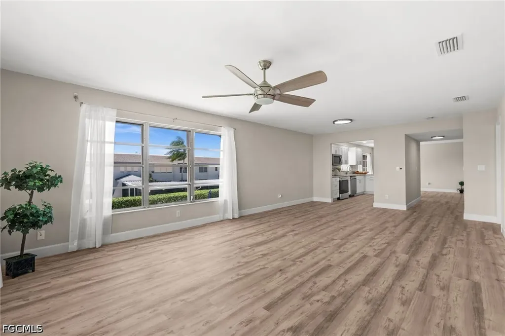 1345 SE 40th Terrace Cape Coral FL 33904