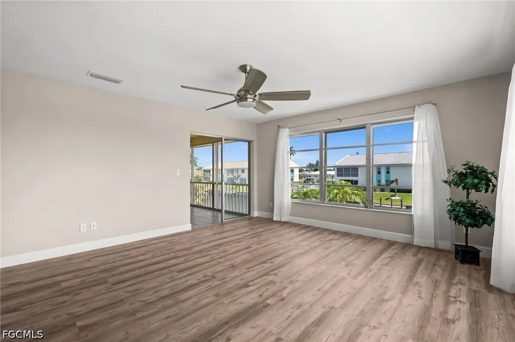 1345 SE 40th Terrace Cape Coral FL 33904