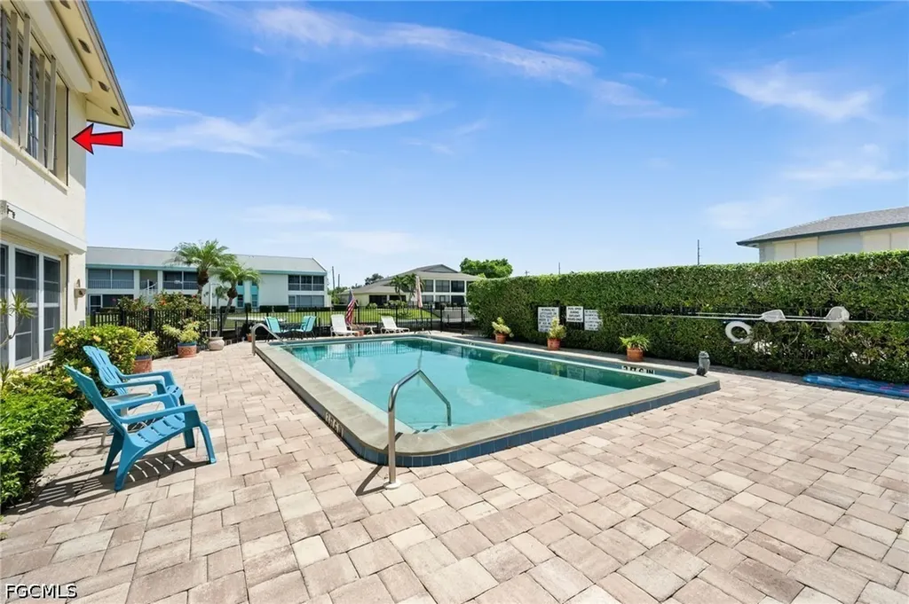 1345 SE 40th Terrace Cape Coral FL 33904