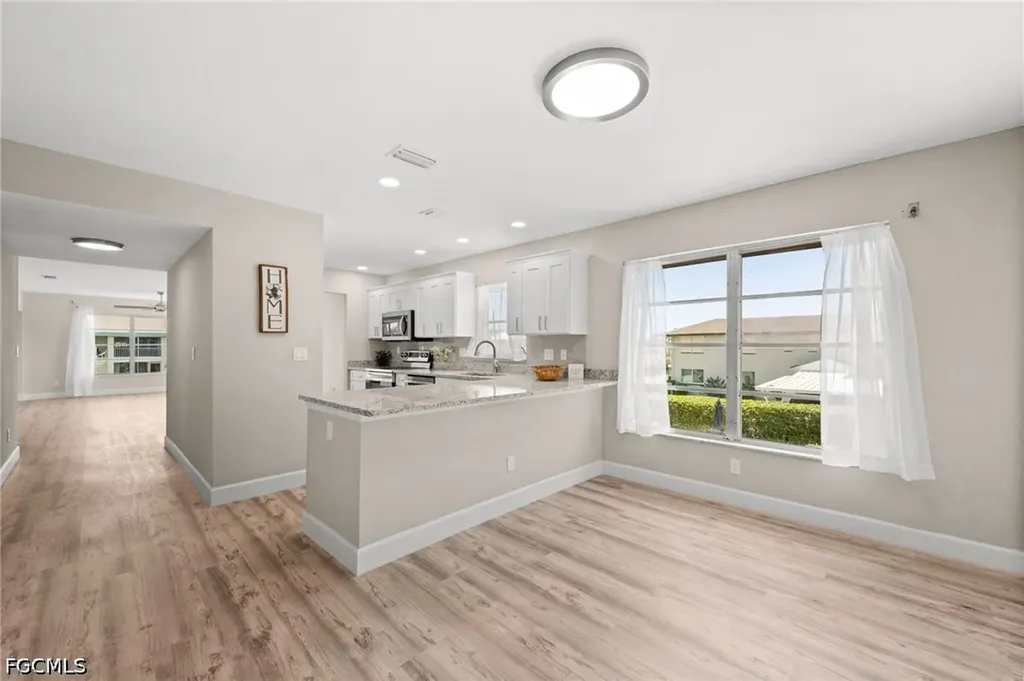 1345 SE 40th Terrace Cape Coral FL 33904