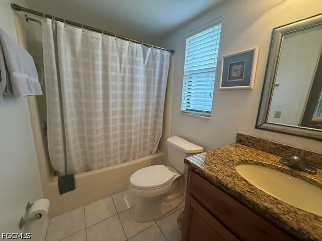 5501 Rattlesnake Hamm Road Naples FL 34113