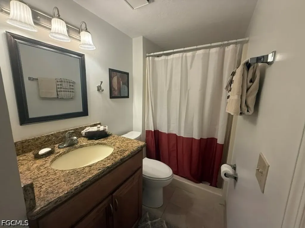 5501 Rattlesnake Hamm Road Naples FL 34113