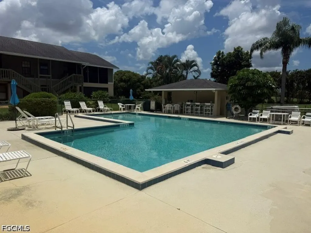 5501 Rattlesnake Hamm Road Naples FL 34113