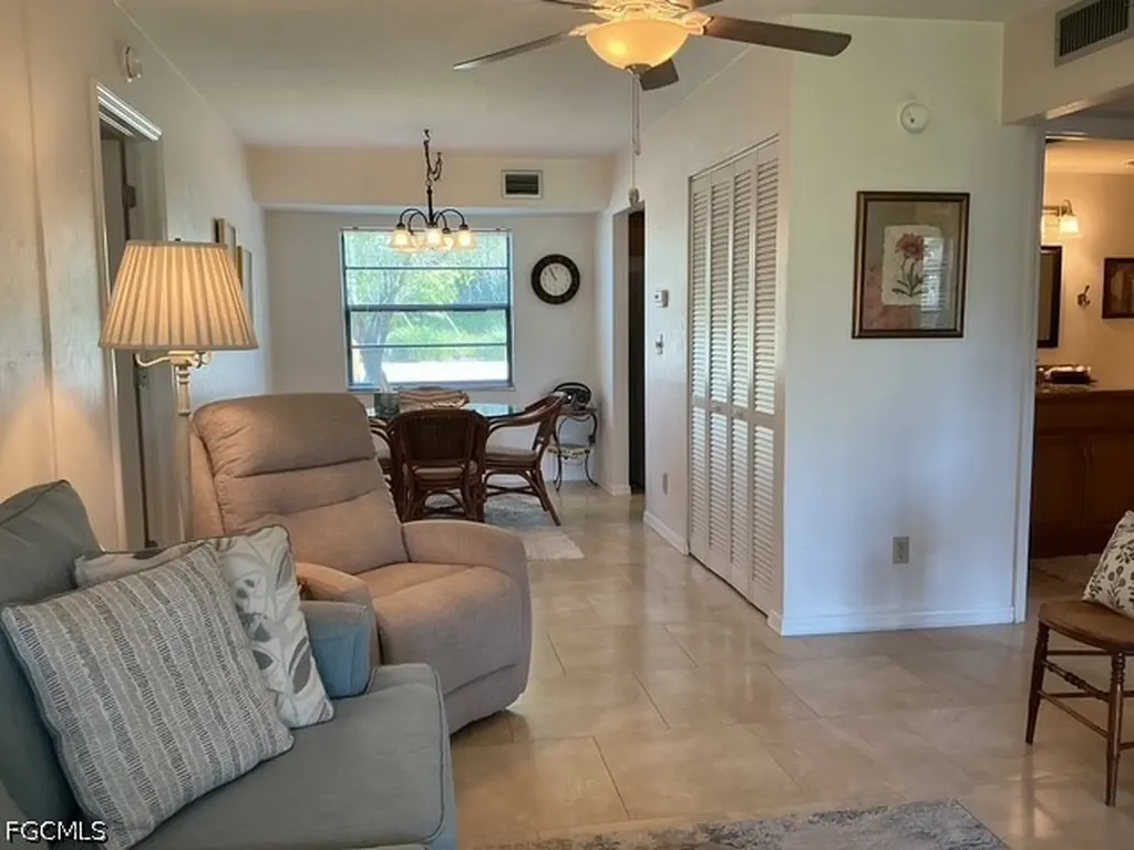 5501 Rattlesnake Hamm Road Naples FL 34113