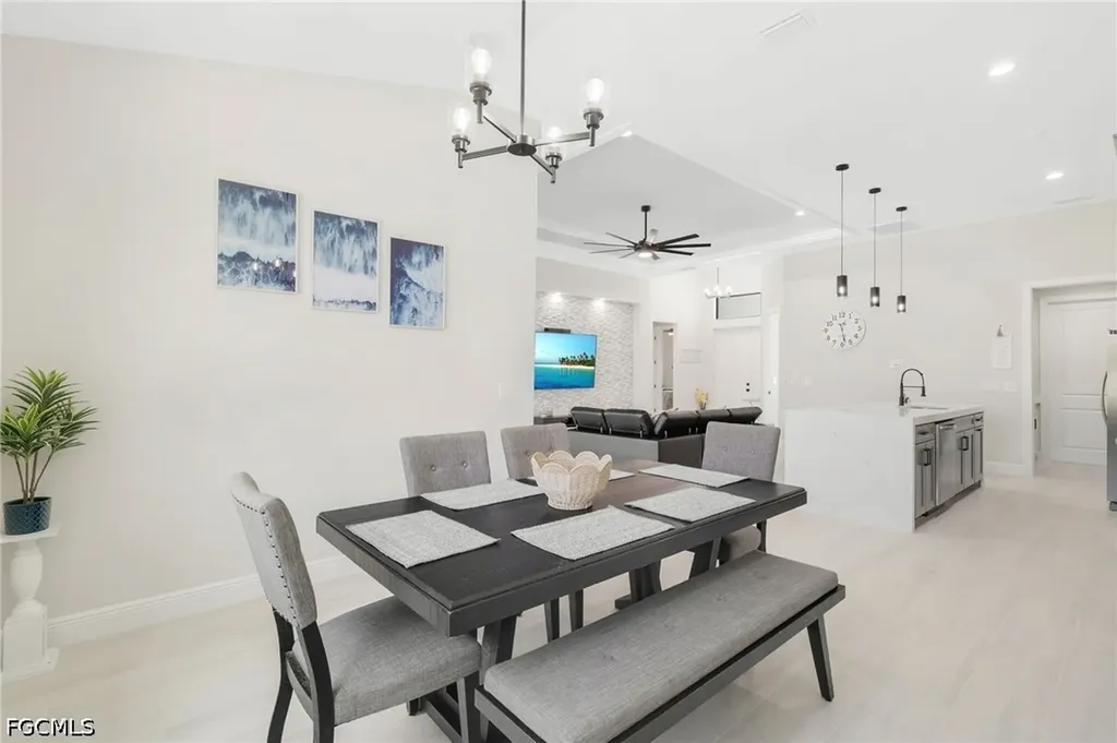 1806 NW 38th Place Cape Coral FL 33993