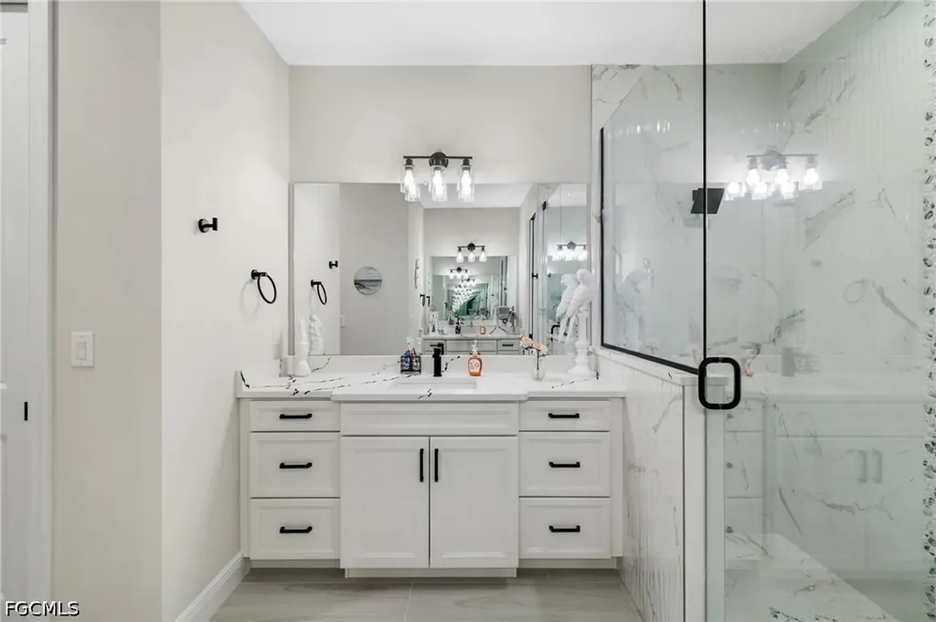 1806 NW 38th Place Cape Coral FL 33993