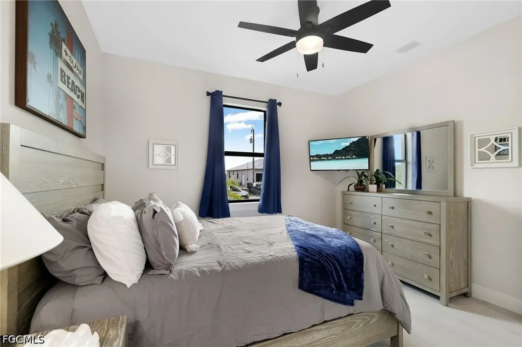 1806 NW 38th Place Cape Coral FL 33993