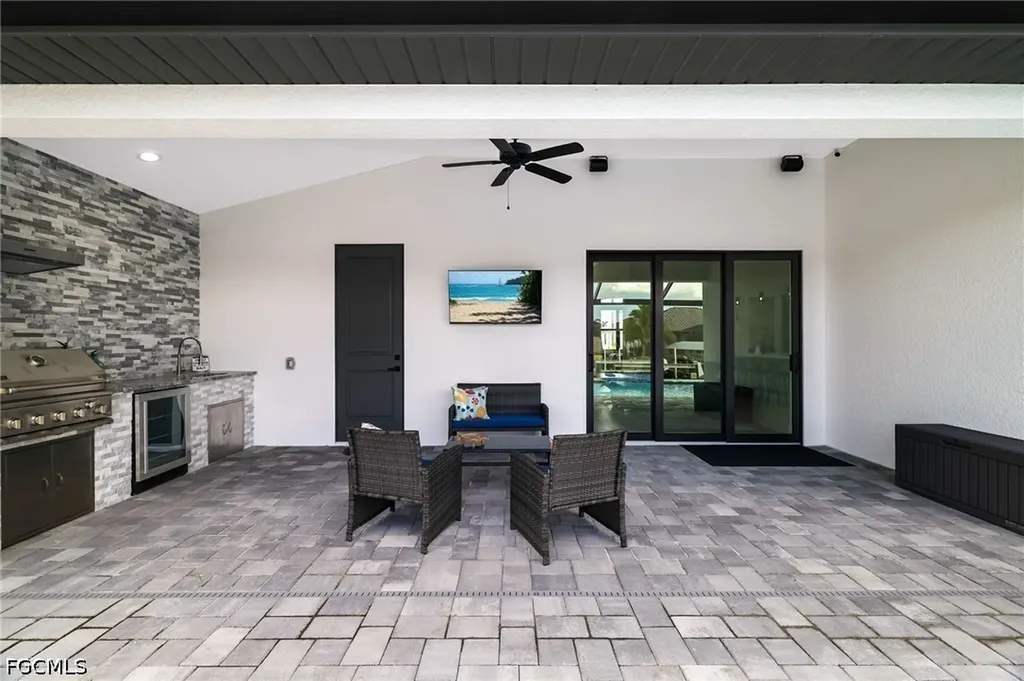 1806 NW 38th Place Cape Coral FL 33993