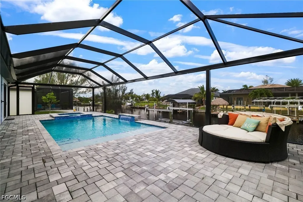 1806 NW 38th Place Cape Coral FL 33993