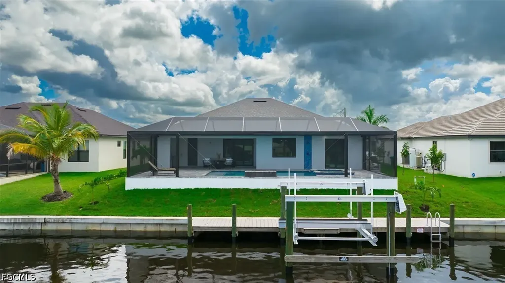 1806 NW 38th Place Cape Coral FL 33993