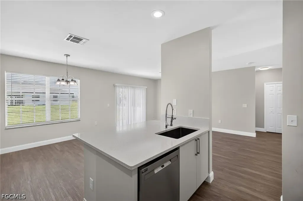 3900 4th Street SW Lehigh Acres FL 33976