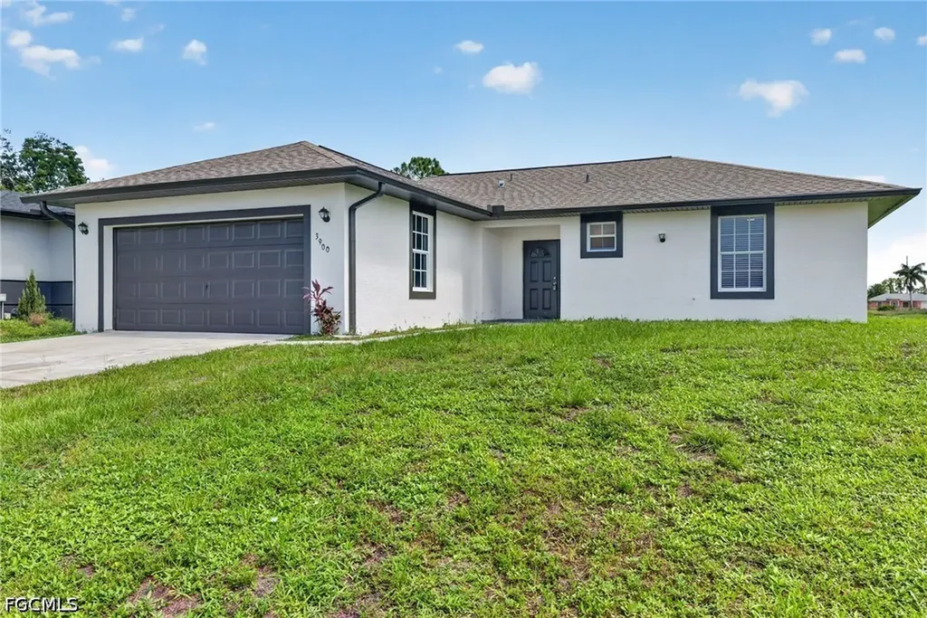 3900 4th Street SW Lehigh Acres FL 33976