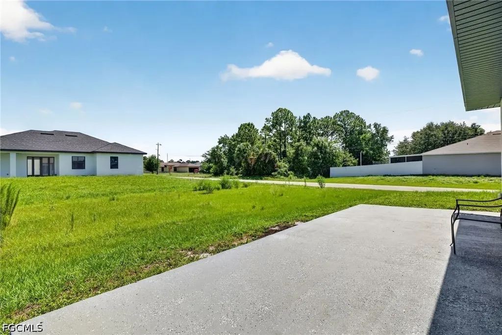 3900 4th Street SW Lehigh Acres FL 33976