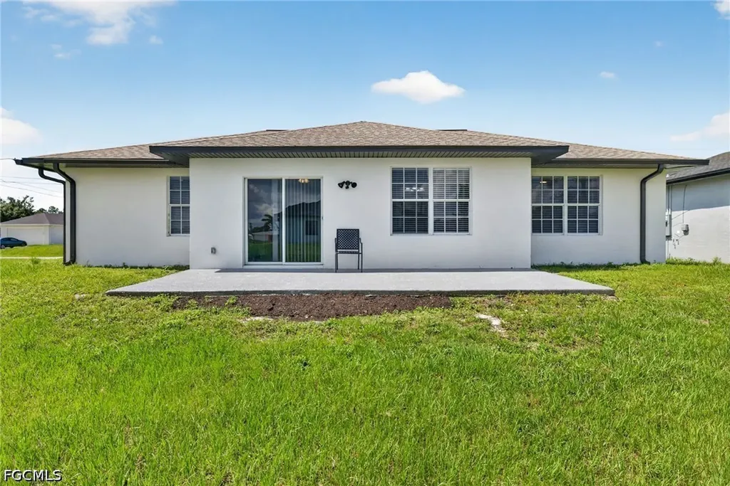 3900 4th Street SW Lehigh Acres FL 33976