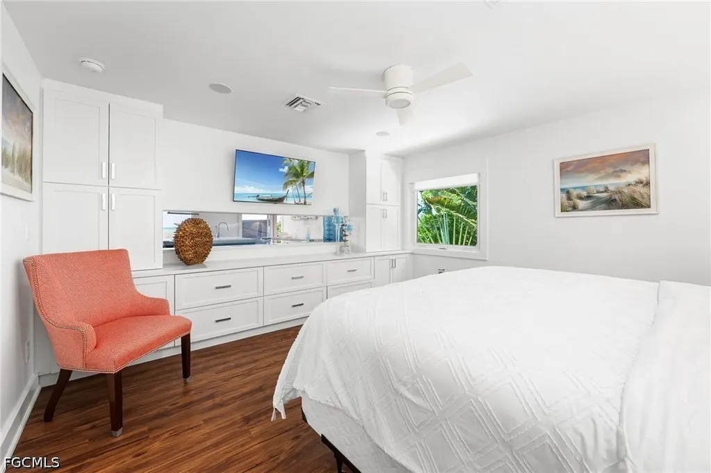 4577 Waters Edge Lane Sanibel FL 33957