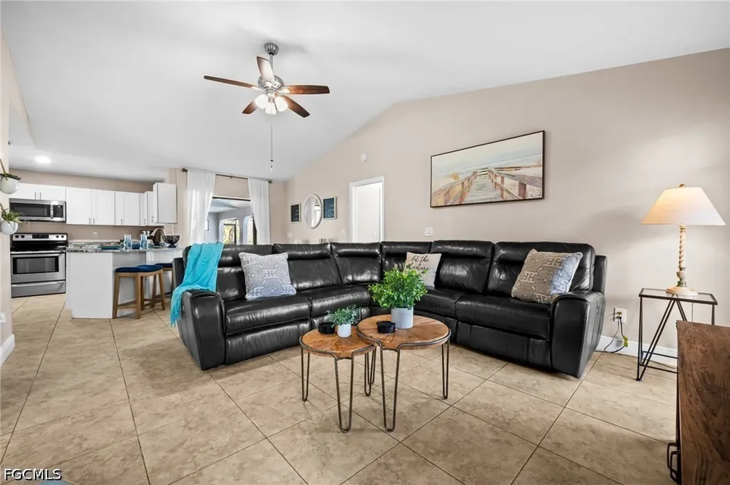 3411 SW 2nd Avenue Cape Coral FL 33914