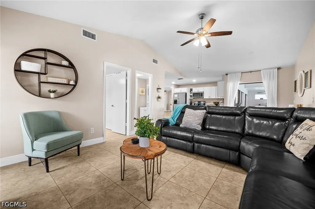 3411 SW 2nd Avenue Cape Coral FL 33914