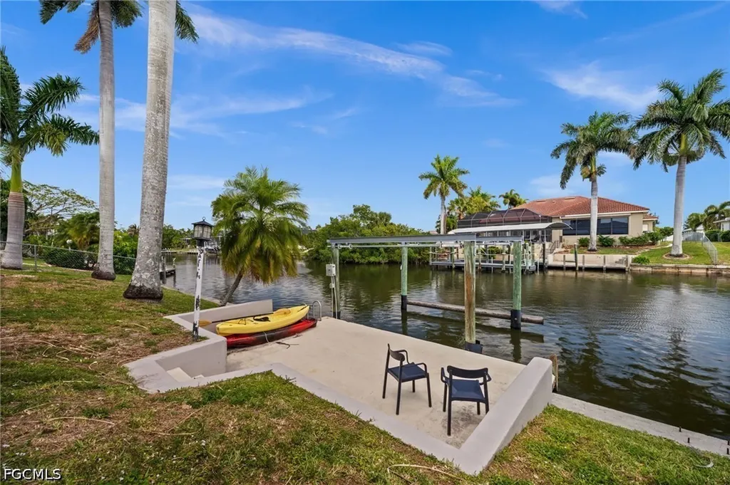 3411 SW 2nd Avenue Cape Coral FL 33914
