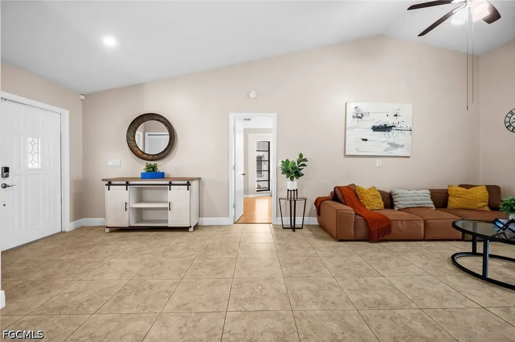 3411 SW 2nd Avenue Cape Coral FL 33914