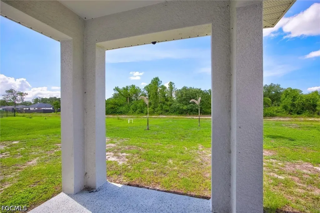 2701 Darlene Place Lehigh Acres FL 33971