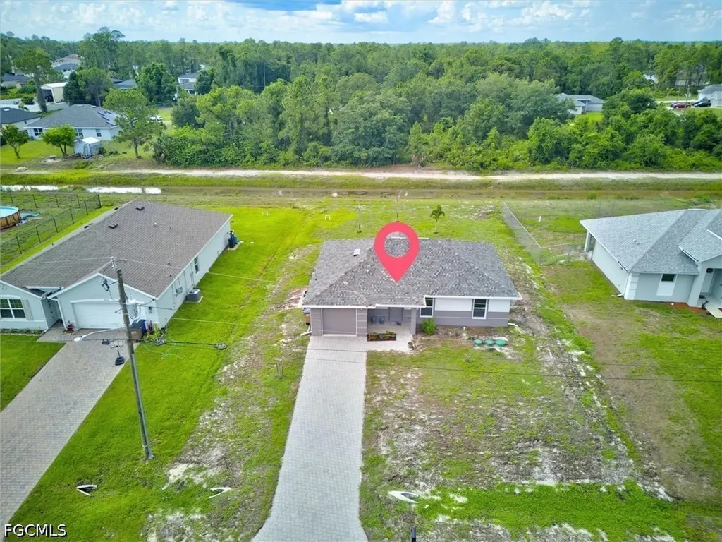 2701 Darlene Place Lehigh Acres FL 33971