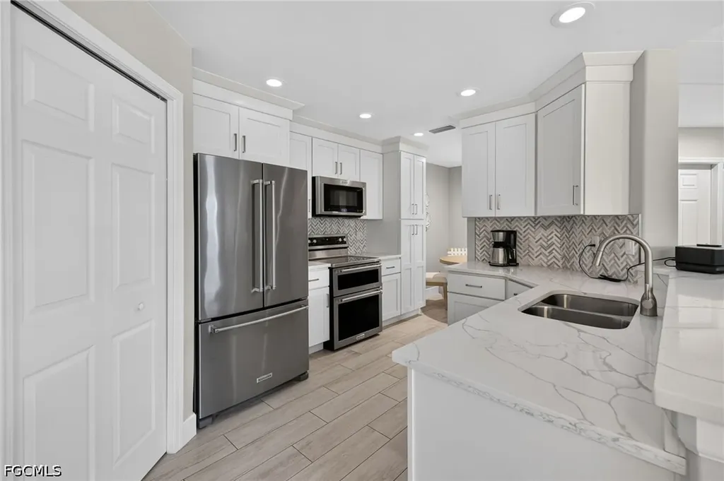 9110 Southmont Cove Fort Myers FL 33908