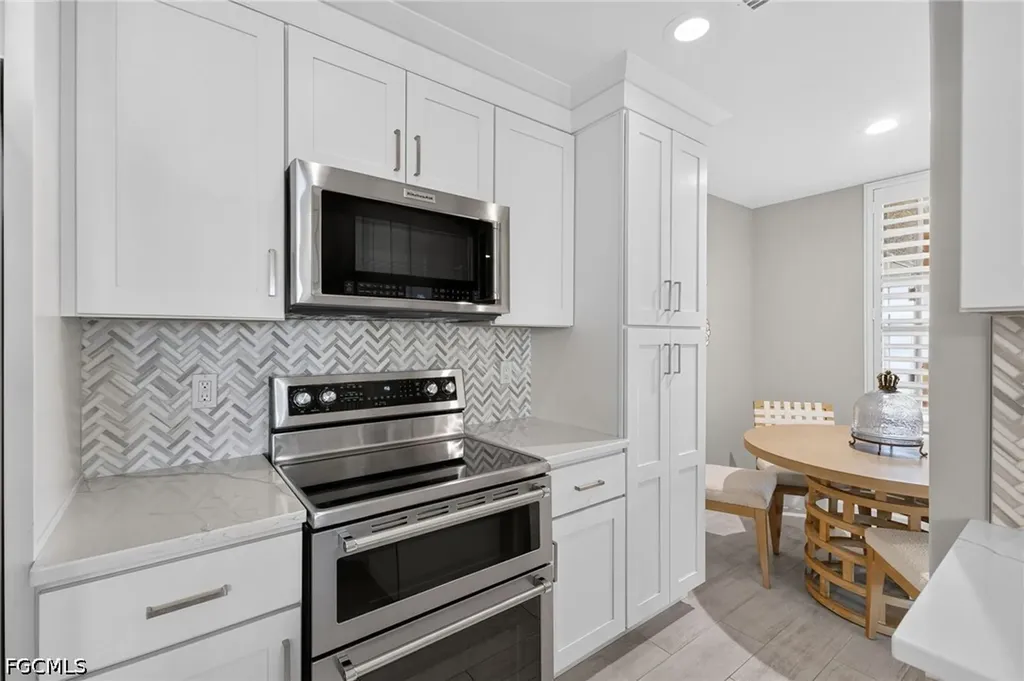 9110 Southmont Cove Fort Myers FL 33908