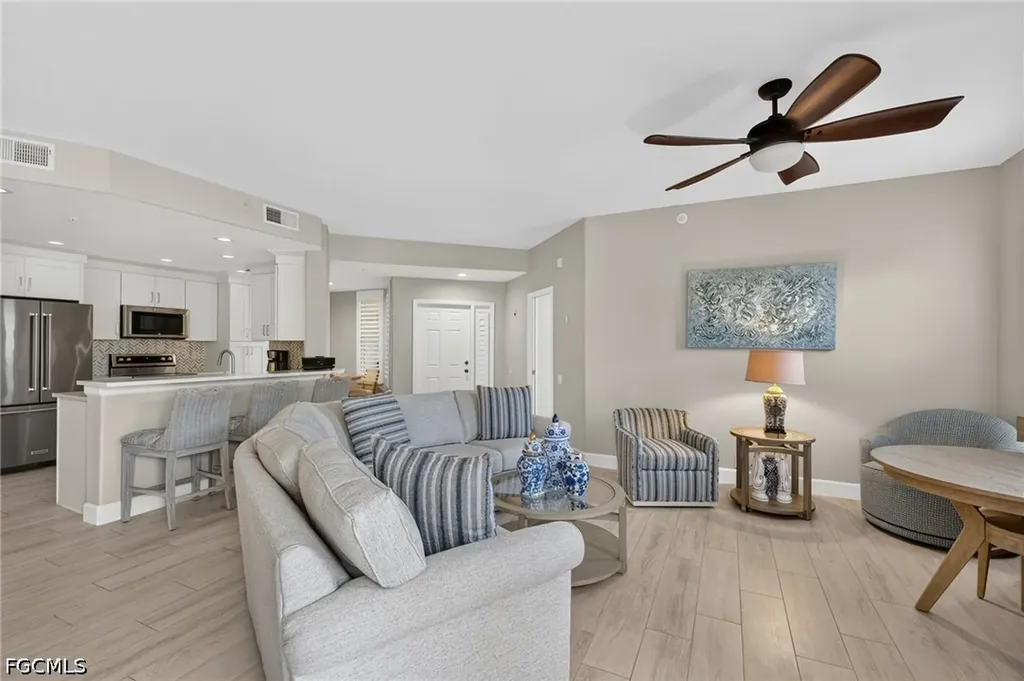 9110 Southmont Cove Fort Myers FL 33908