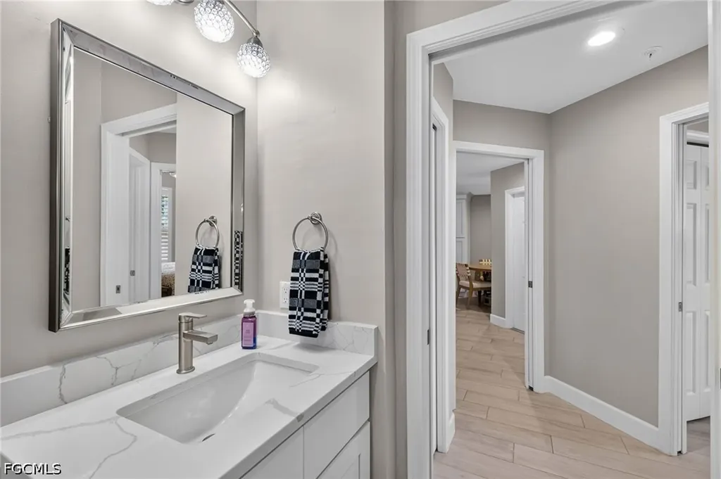 9110 Southmont Cove Fort Myers FL 33908