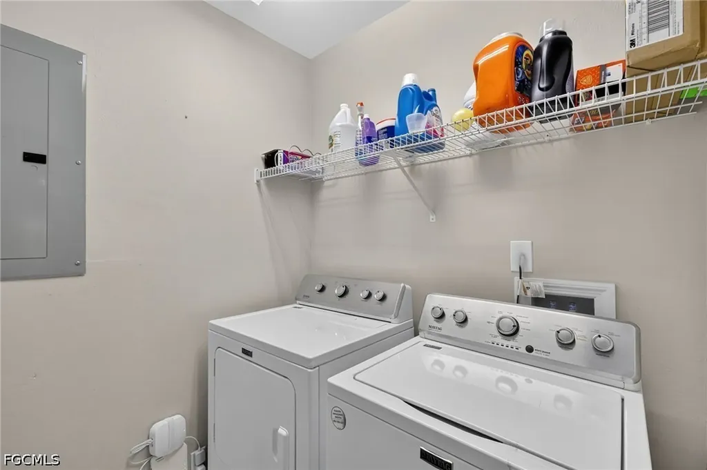 9110 Southmont Cove Fort Myers FL 33908