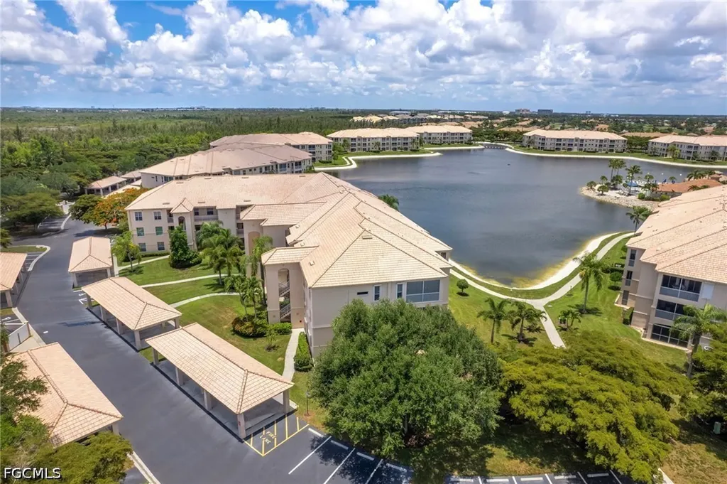 9110 Southmont Cove Fort Myers FL 33908
