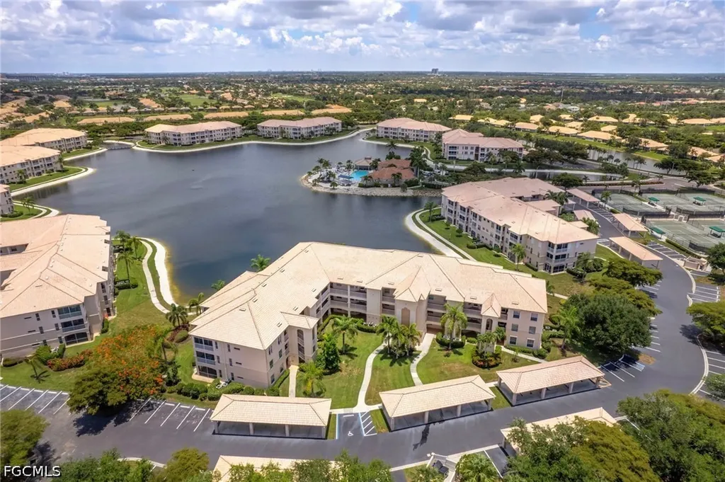 9110 Southmont Cove Fort Myers FL 33908