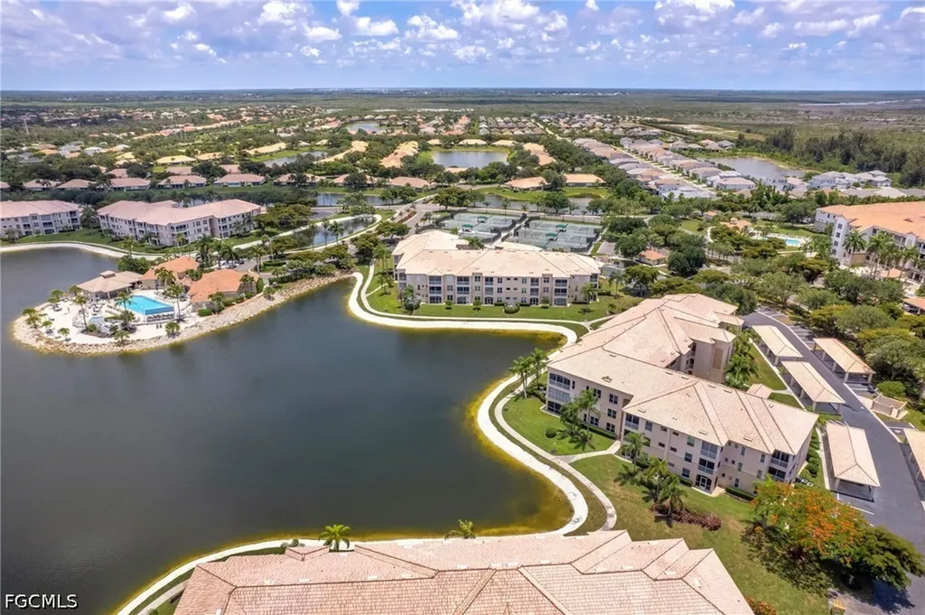 9110 Southmont Cove Fort Myers FL 33908