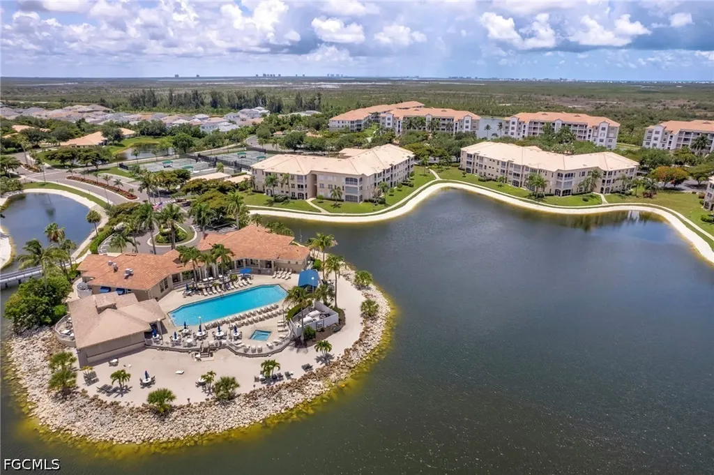 9110 Southmont Cove Fort Myers FL 33908