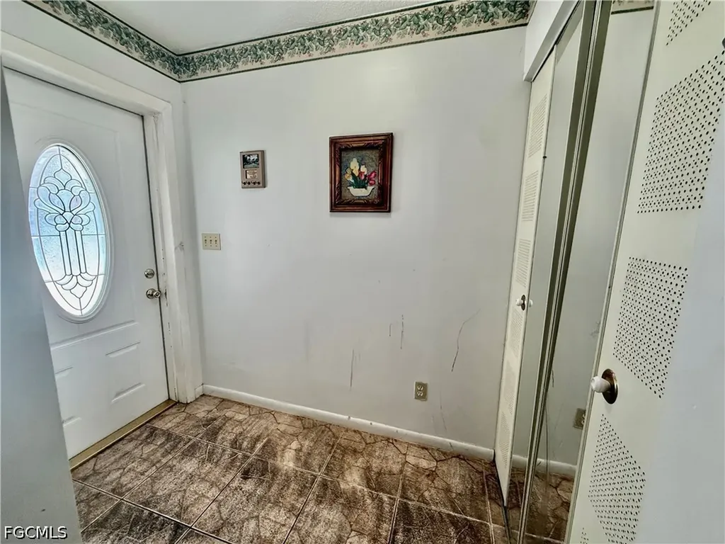 217 Oaklawn Court Lehigh Acres FL 33936