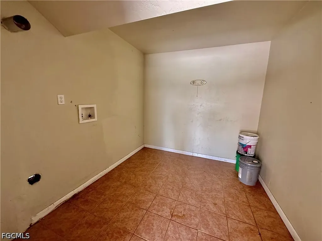 217 Oaklawn Court Lehigh Acres FL 33936