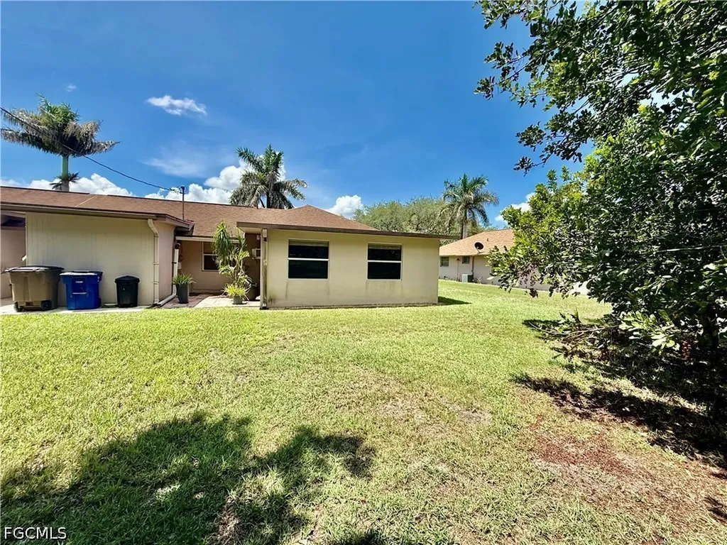 217 Oaklawn Court Lehigh Acres FL 33936
