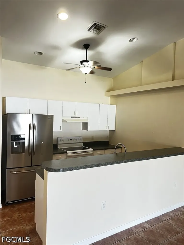 213 SE 23rd Place Cape Coral FL 33990