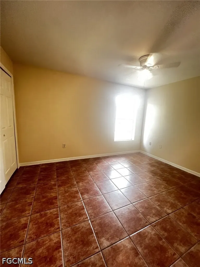 213 SE 23rd Place Cape Coral FL 33990