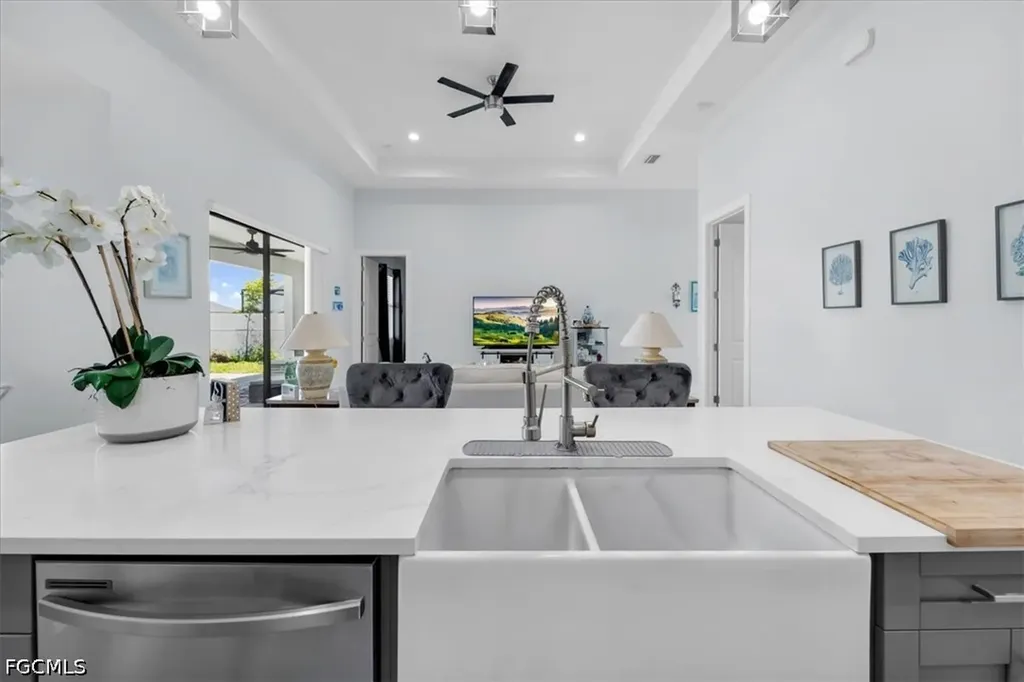1419 SW 21st Avenue Cape Coral FL 33991