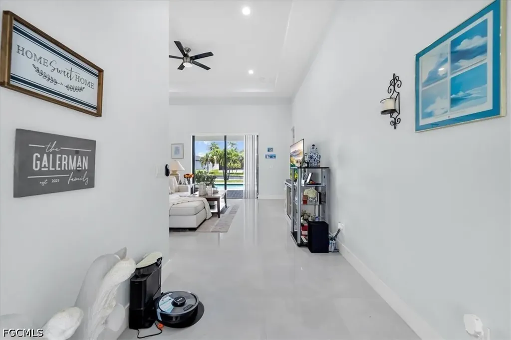 1419 SW 21st Avenue Cape Coral FL 33991