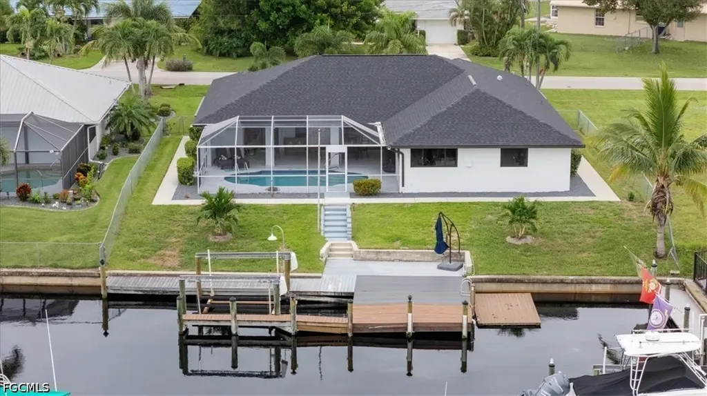 3728 SE 18th Avenue Cape Coral FL 33904
